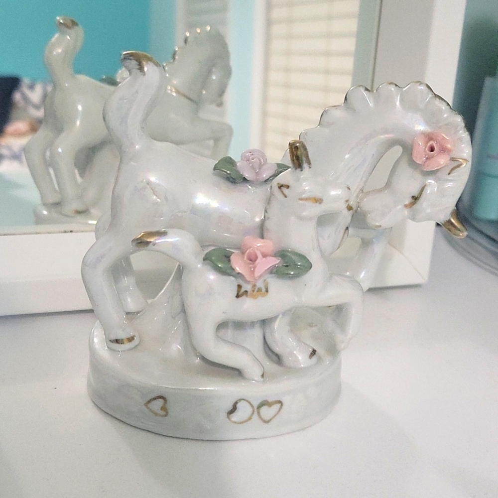 Vintage unicorns figurine